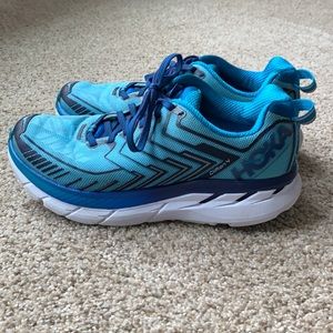 Women’s Hoka Clifton 4